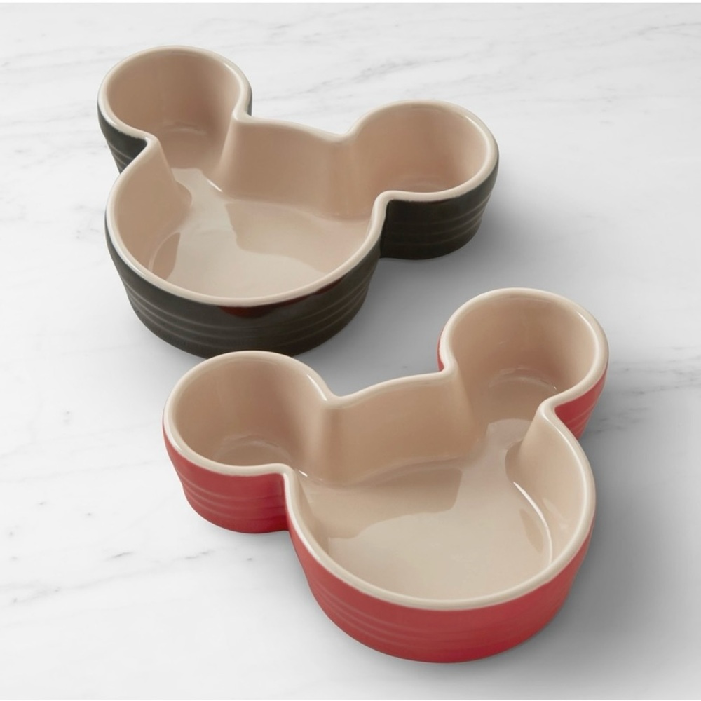 Le Creuset
2-Pc. Mickey Mouse Ramekin Set